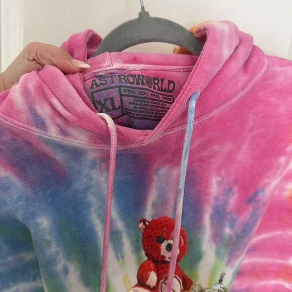 Astro World 'Wish You Were Here' Bear Hoodie - Picture 6 of 10